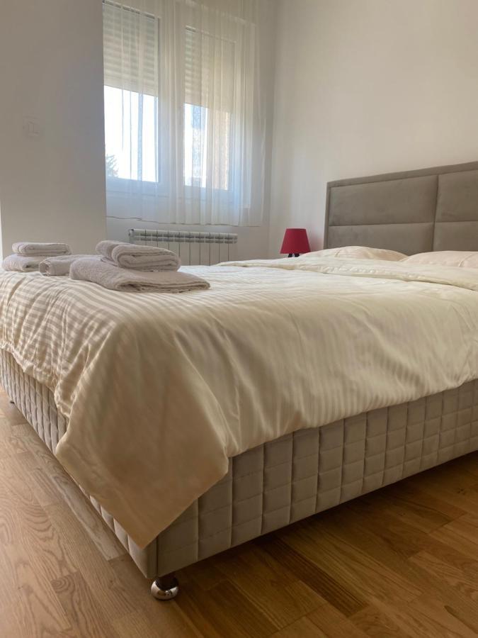 Appartement Zlatni Dar à Žabljak Extérieur photo